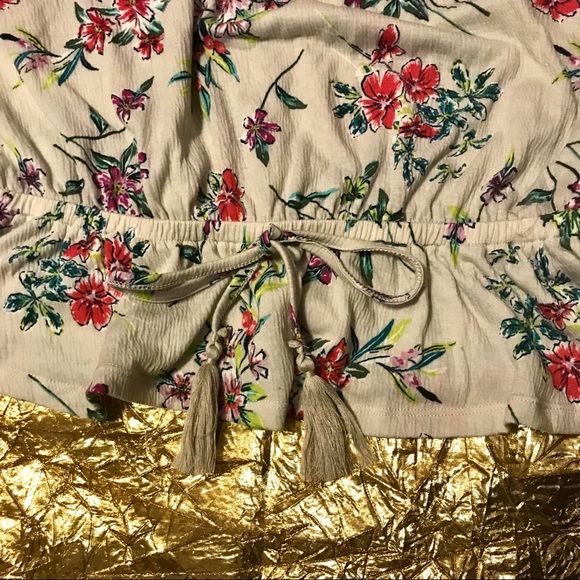 5/$25 Time and Tru Floral Top - Picture 3 of 4